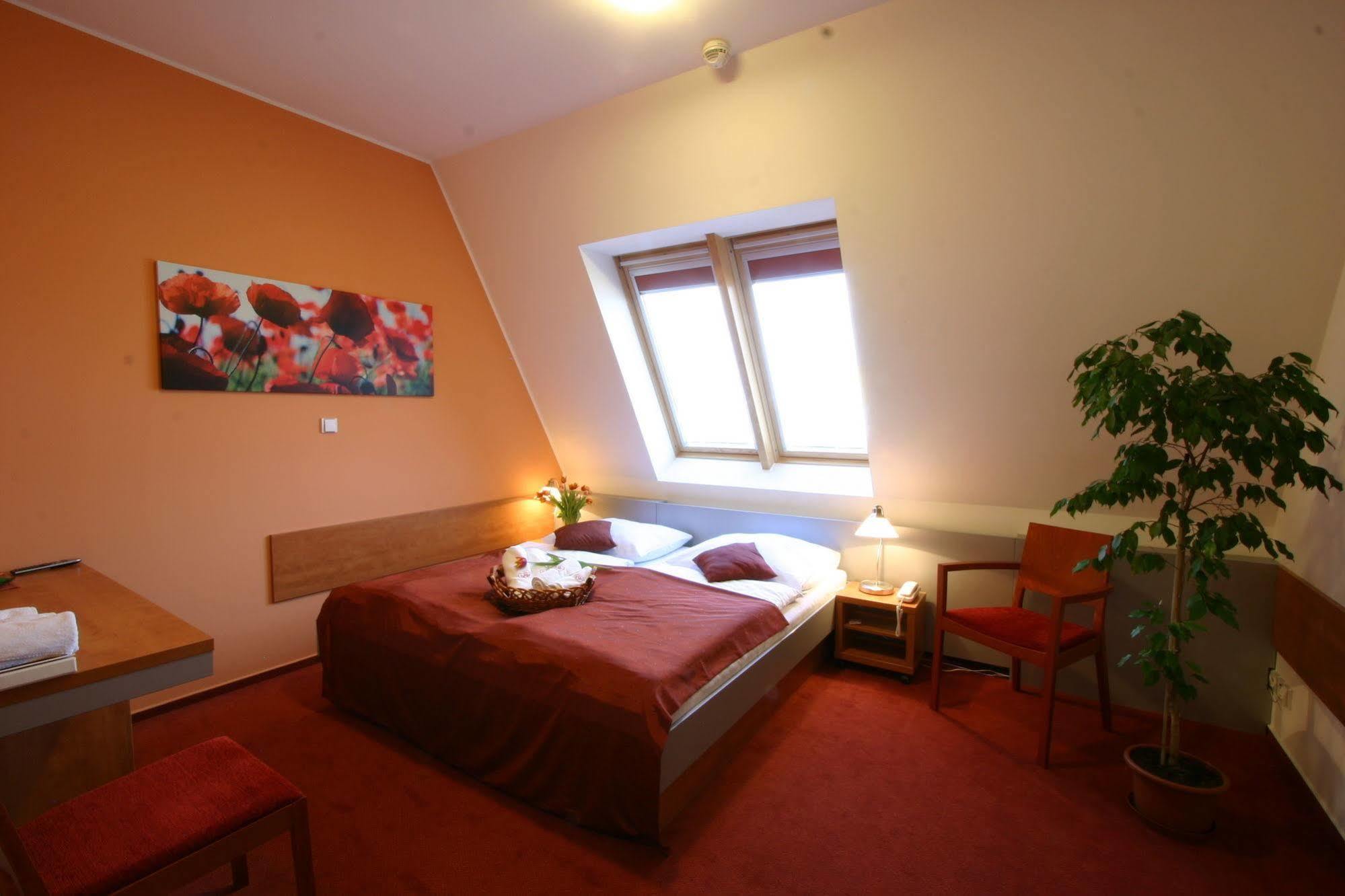 Ruby Blue Hotel Ostrava Exterior photo